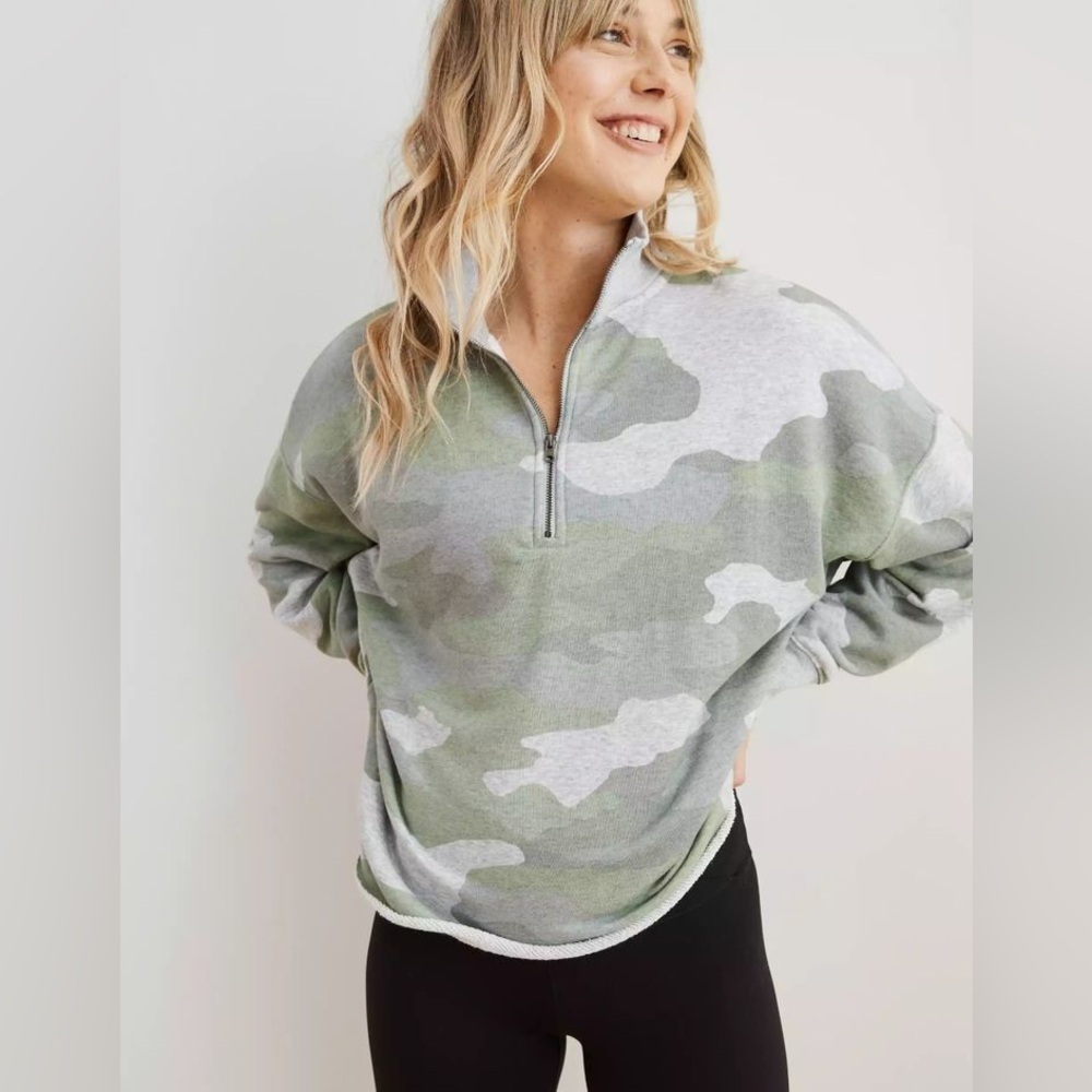 Aerie Sunday Soft Quarter Zip Sweatshirt Green Gray Camo Small